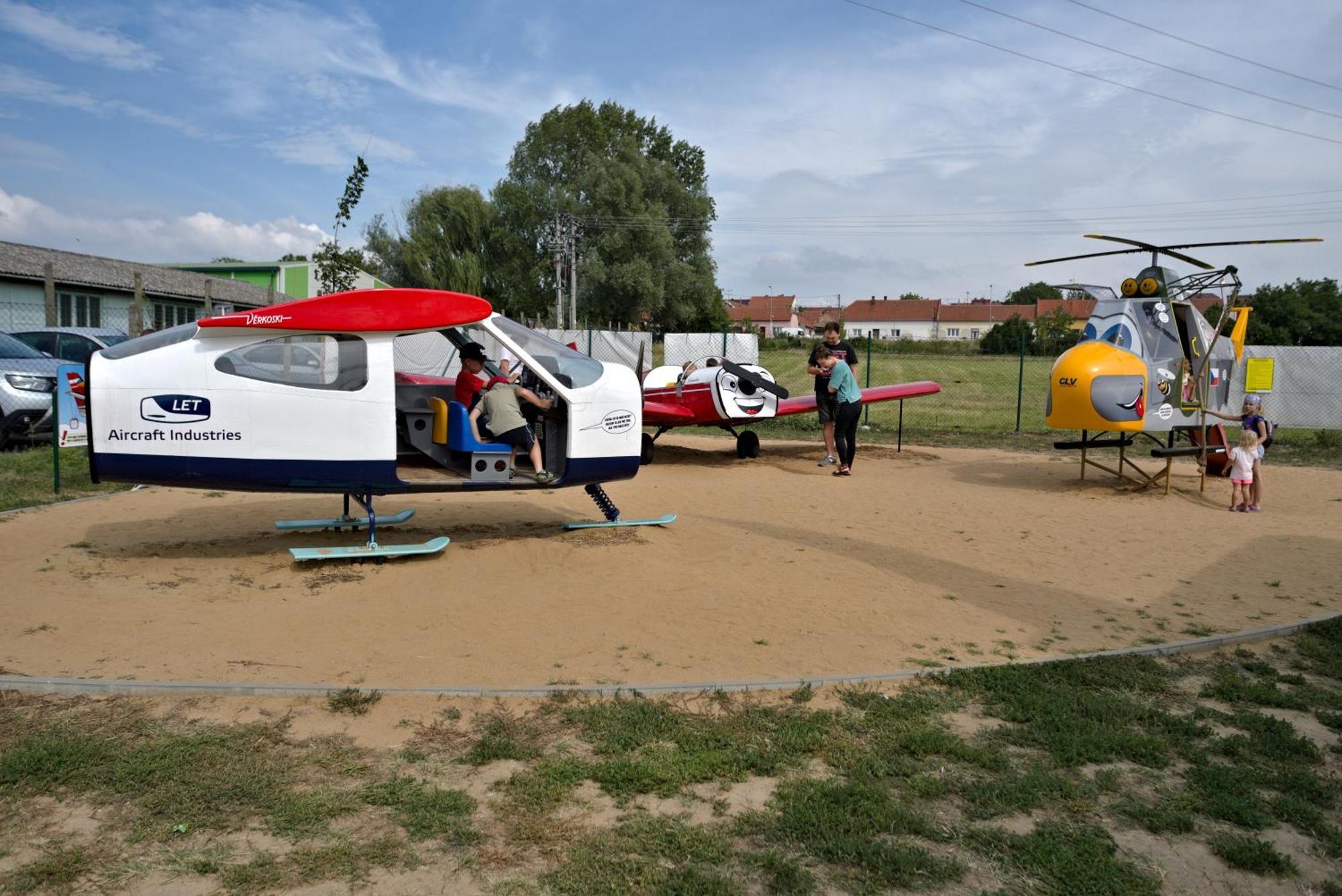 New Pension At Rotor Brewery Kunovice Bagian luar foto