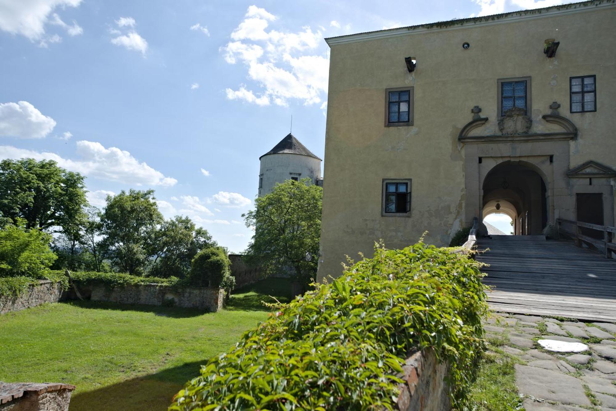 New Pension At Rotor Brewery Kunovice Bagian luar foto