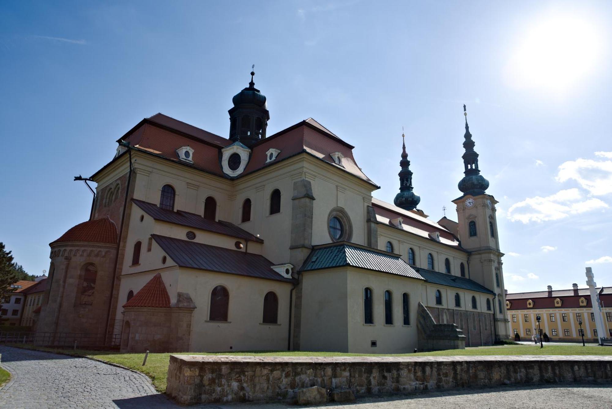 New Pension At Rotor Brewery Kunovice Bagian luar foto