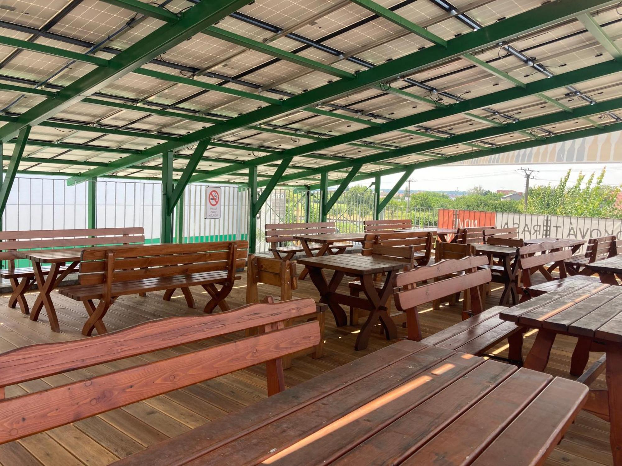 New Pension At Rotor Brewery Kunovice Bagian luar foto